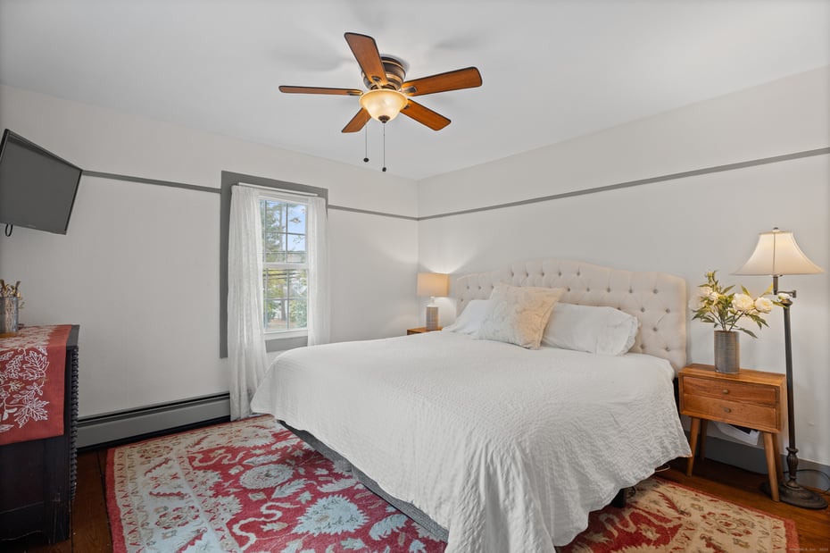 209 Main Street Photo 15