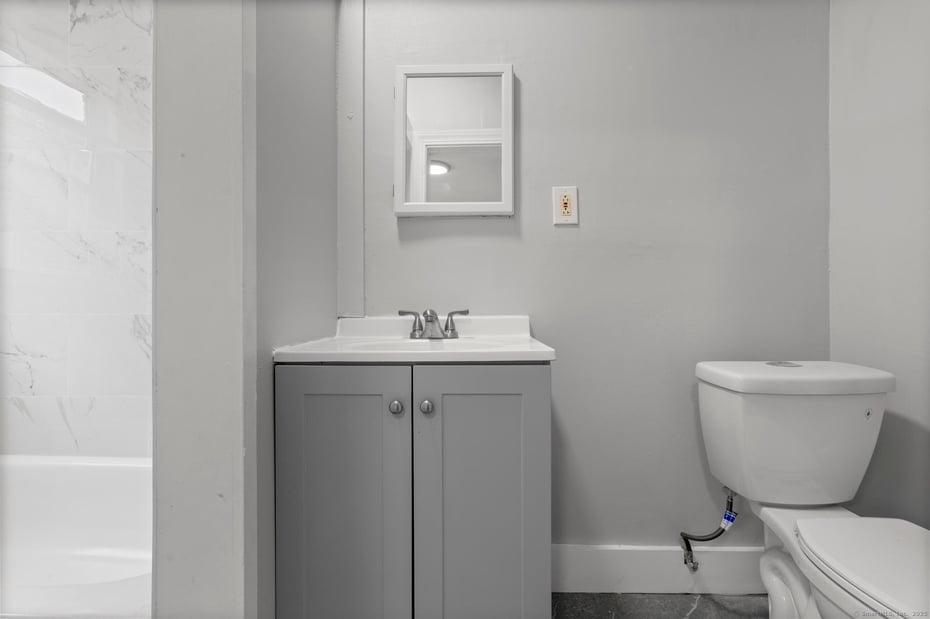 25 Whittier Street Photo 20