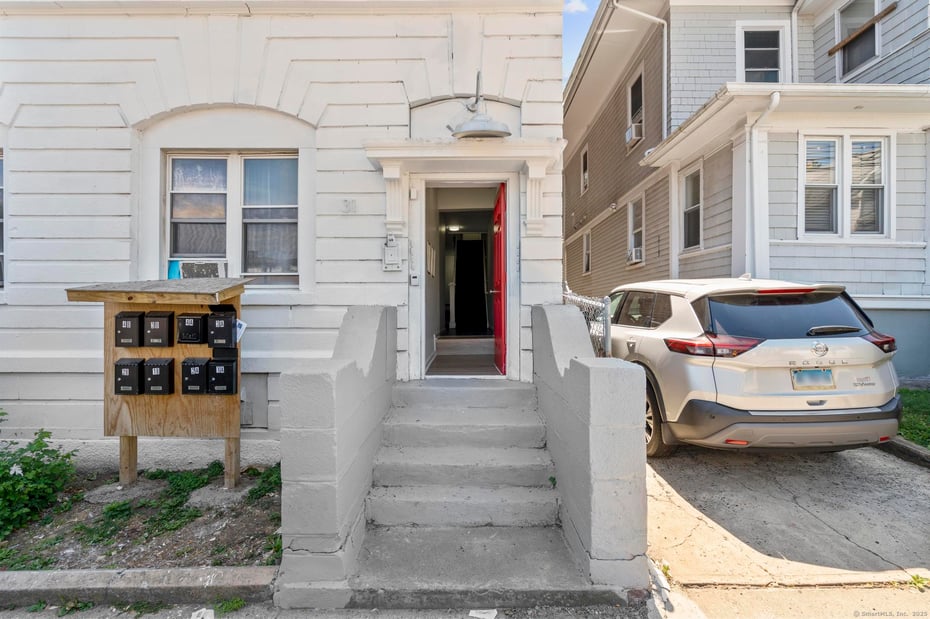 31 Whittier Street Photo 3