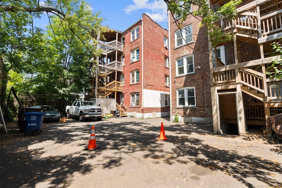 31 Whittier Street Photo 14