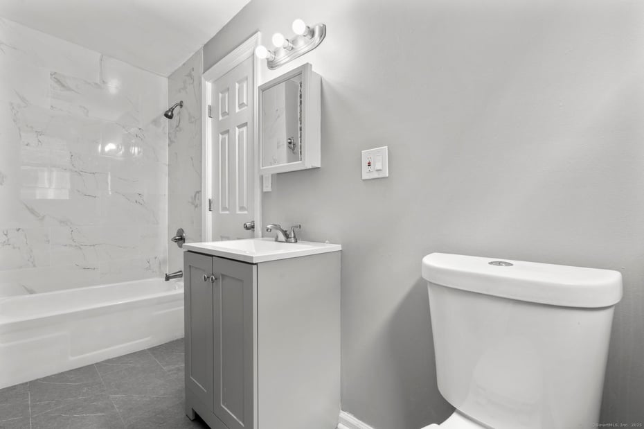 31 Whittier Street Photo 25