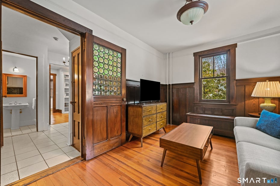 32 Catalpa Road Photo 13