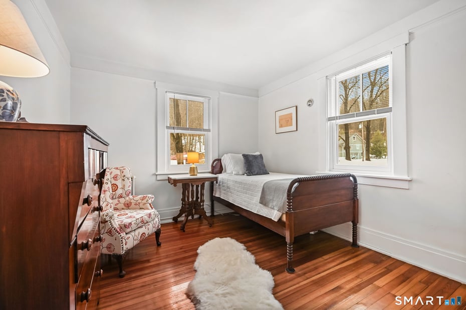 32 Catalpa Road Photo 22