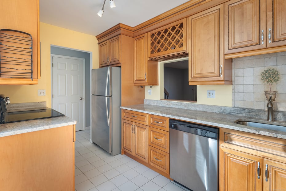 123 Old Belden Hill Road  #APT 15 Photo 11