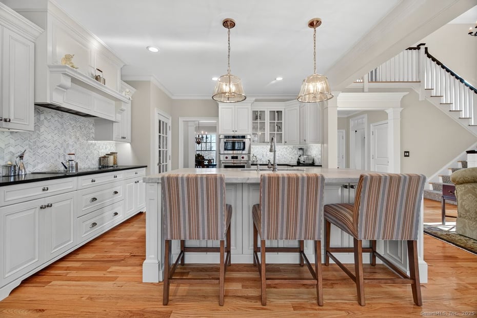 401 Fox Hopyard Road Photo 7