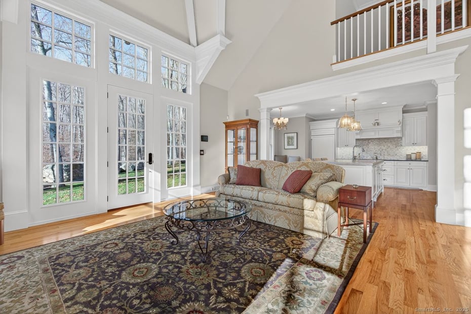 401 Fox Hopyard Road Photo 10