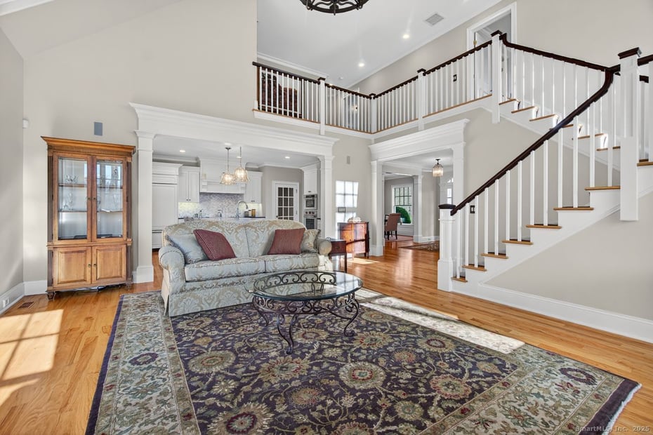 401 Fox Hopyard Road Photo 11