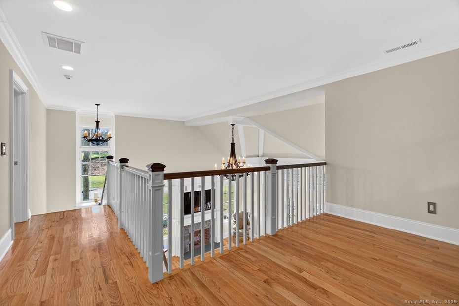 401 Fox Hopyard Road Photo 27