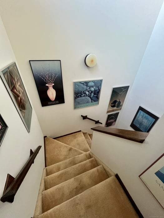 207 Ledge Drive Photo 16