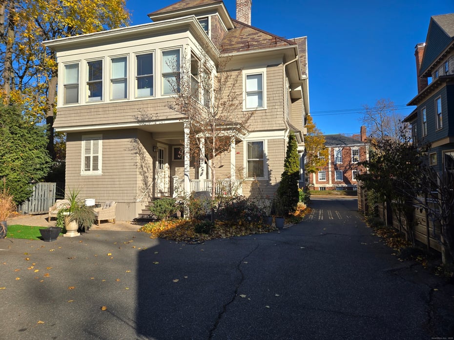 188 Cold Spring Street  #3 Photo 2