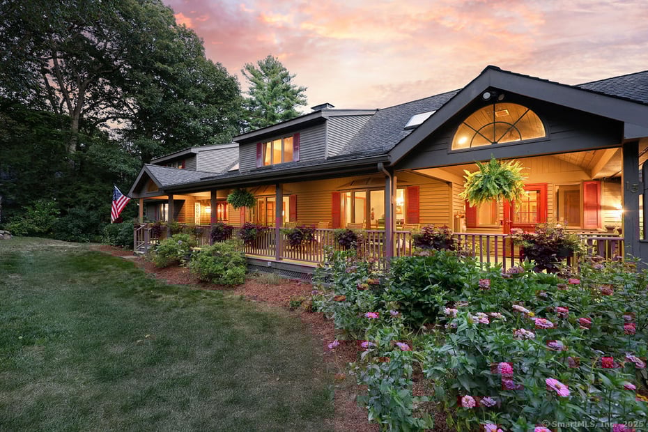 13 Woodland Drive Photo 2