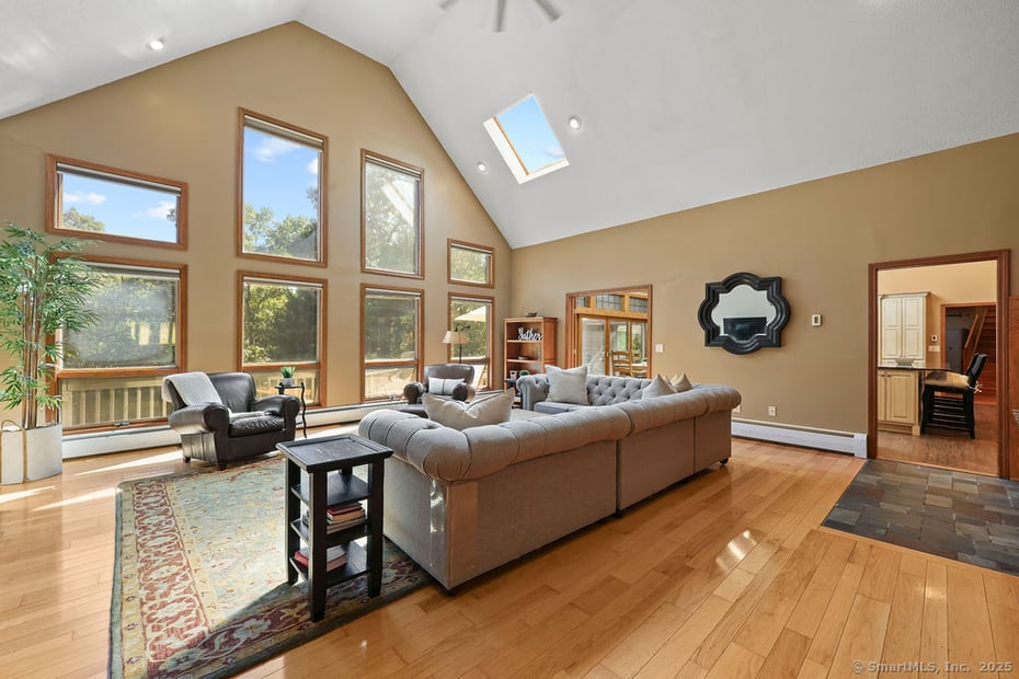 13 Woodland Drive Photo 5