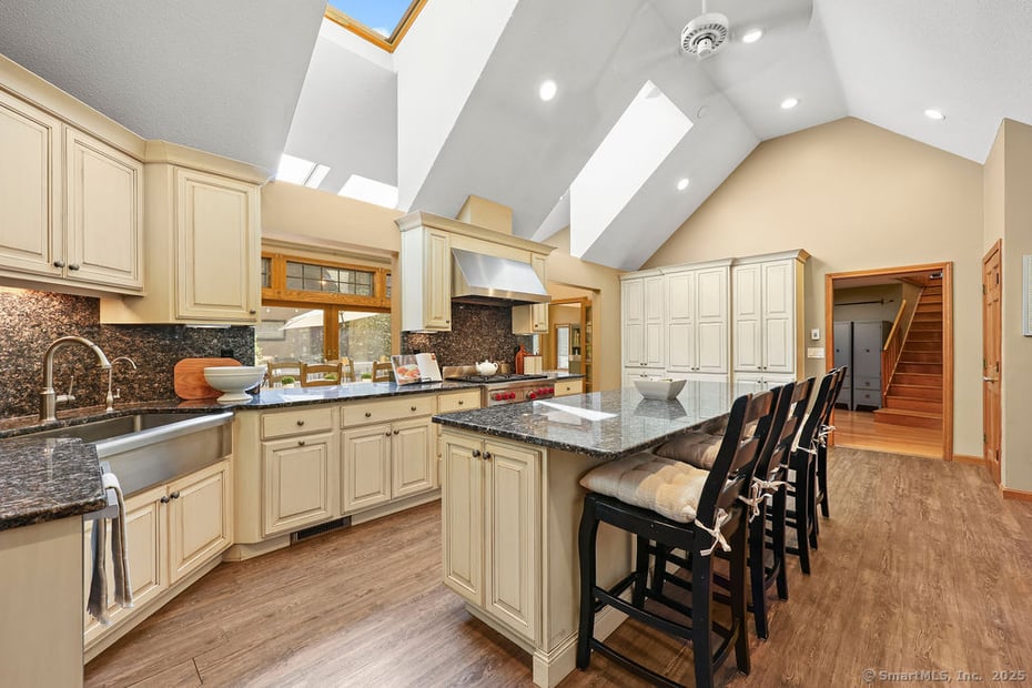 13 Woodland Drive Photo 7