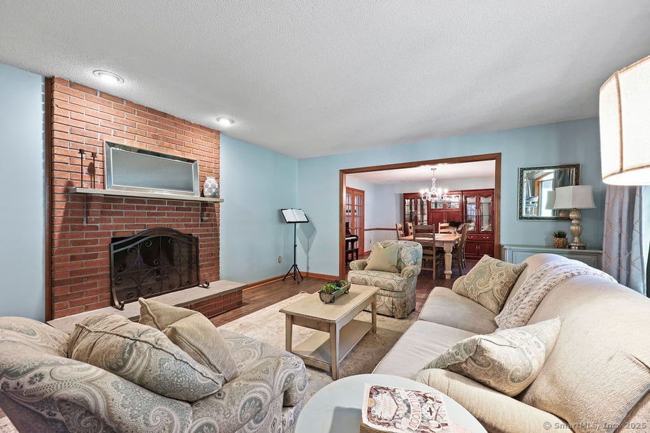 13 Woodland Drive Photo 9