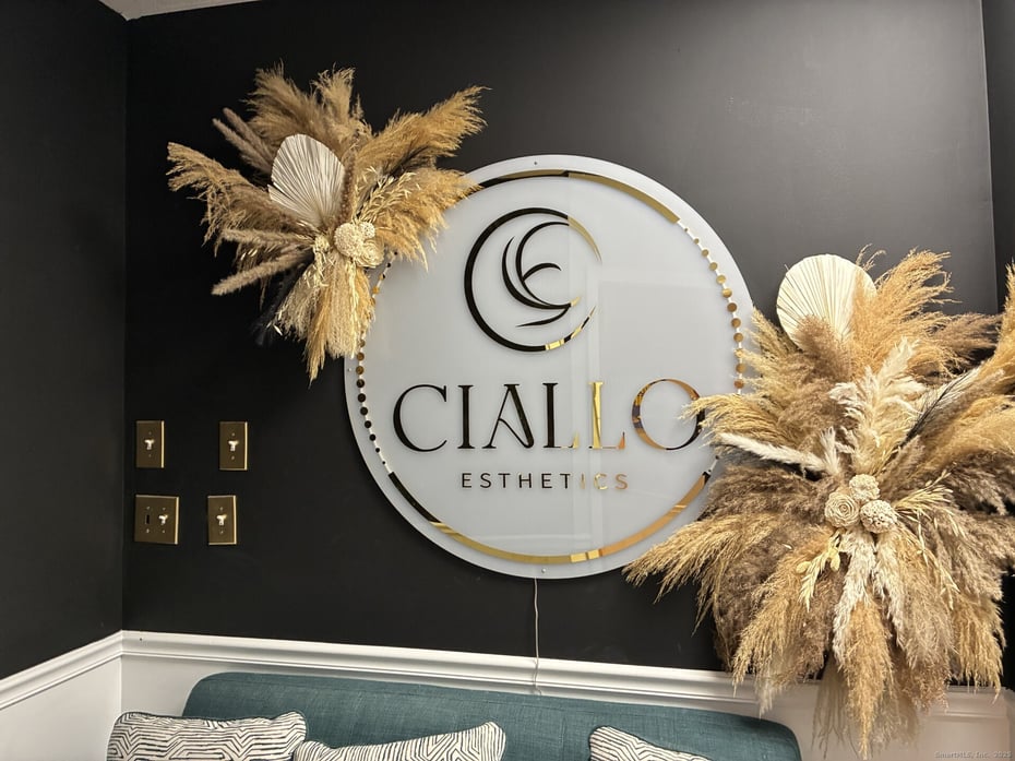 388 Main Street Photo 7