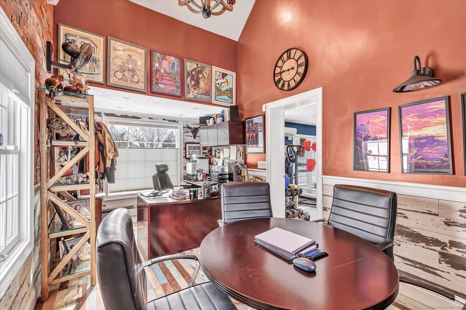 830 Bayberry Lane Photo 10