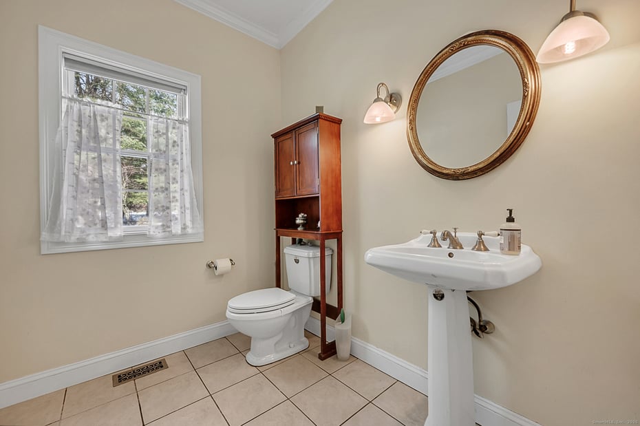 2 Ventres Way Photo 21