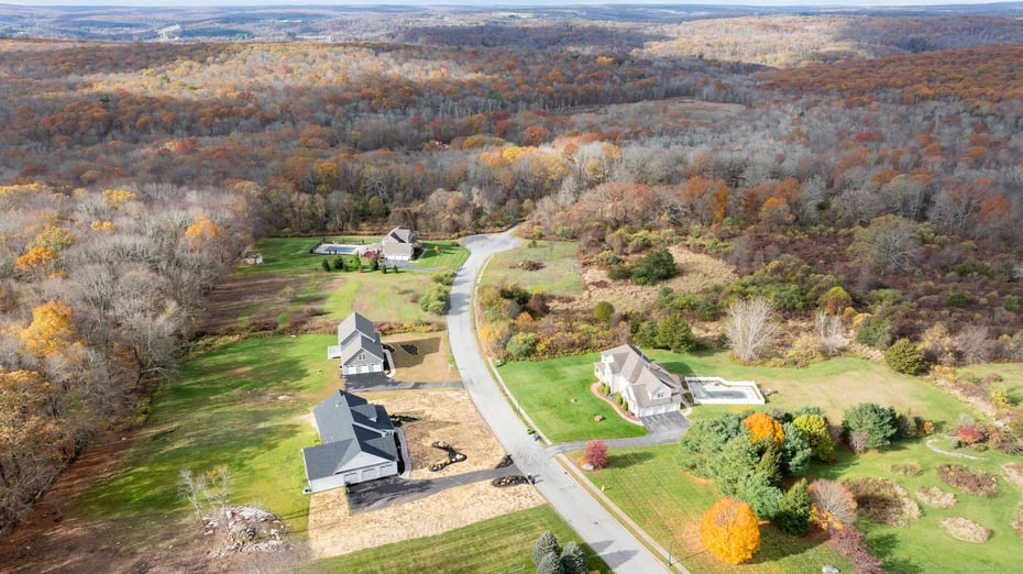 33 Farm View Drive Photo 3