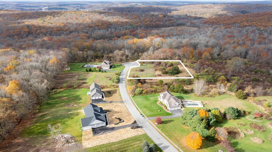 33 Farm View Drive Photo 5