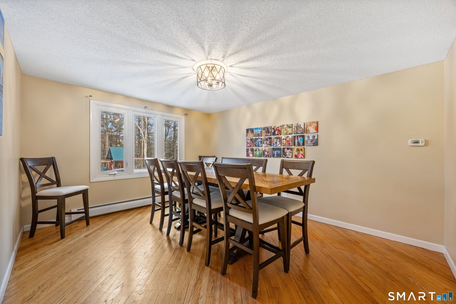 40 Den Road Photo 16