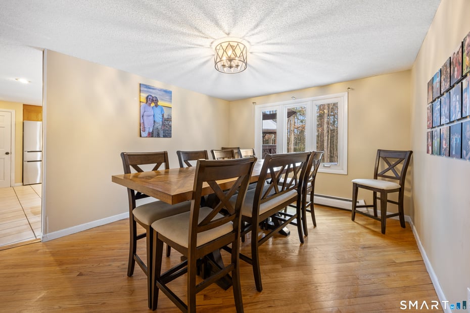 40 Den Road Photo 17