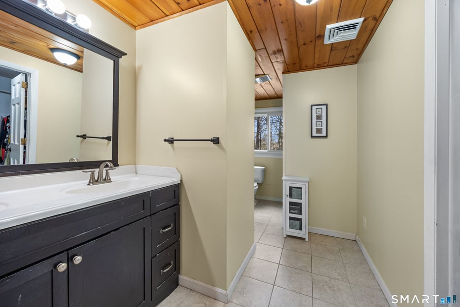 40 Den Road Photo 38