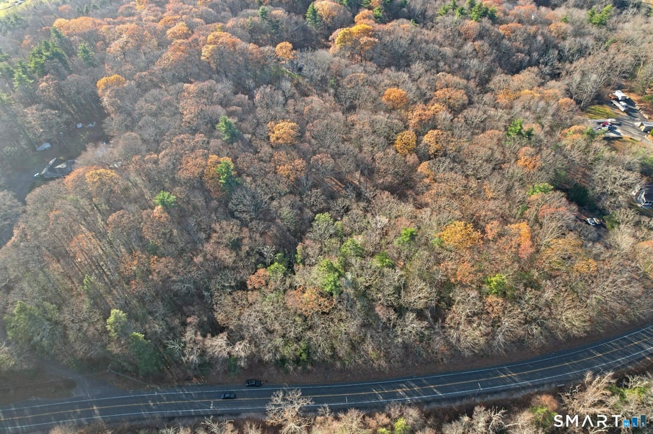 00 Hartland Boulevard Photo 5