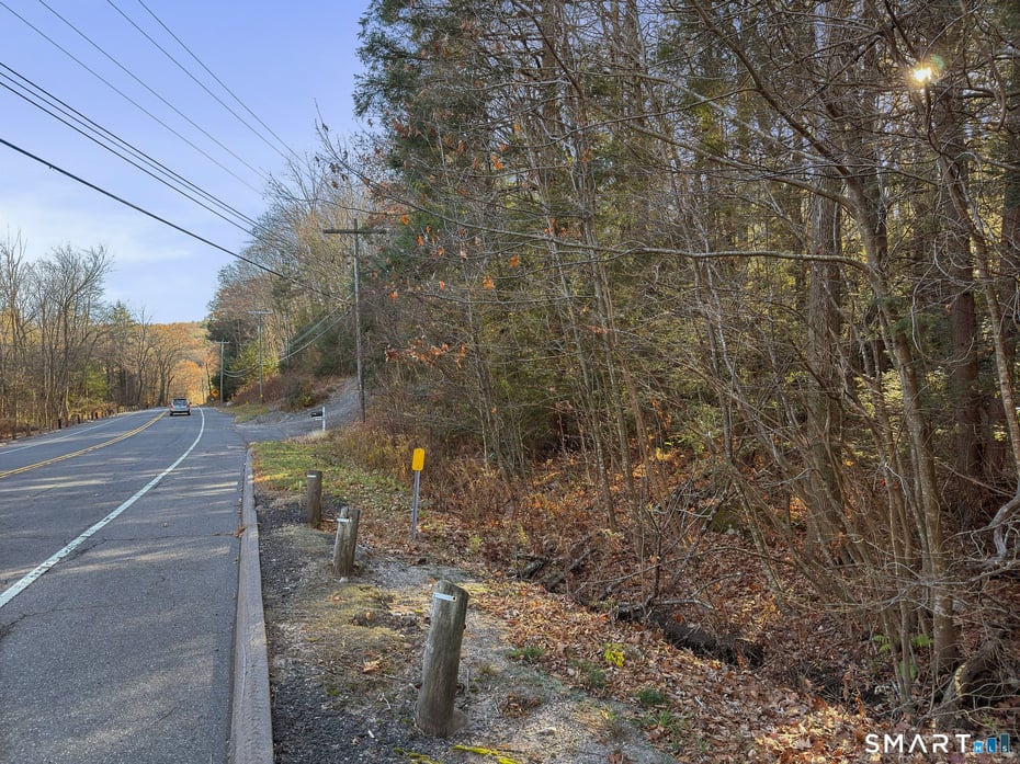 00 Hartland Boulevard Photo 7