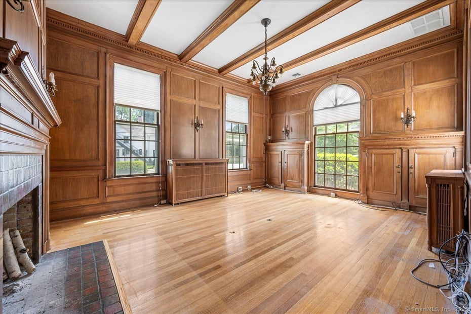 31 North Main Street Photo 11