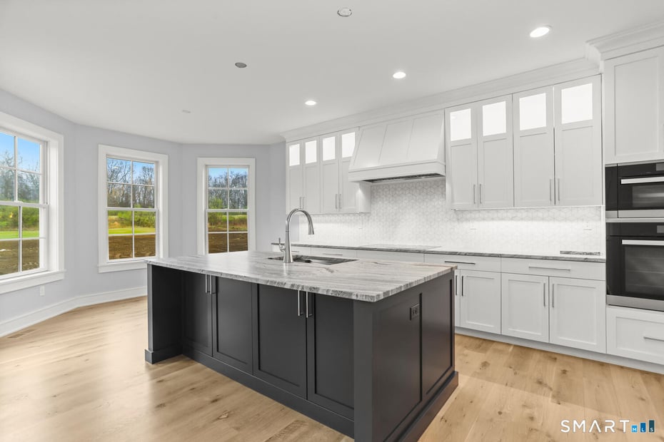 1025 Field Drive Photo 16