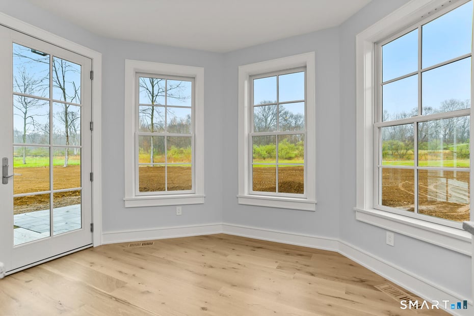 1025 Field Drive Photo 18