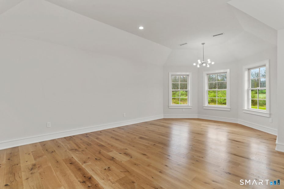 1025 Field Drive Photo 22