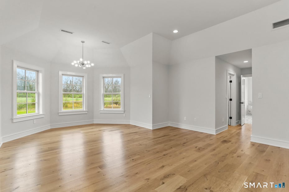 1025 Field Drive Photo 23