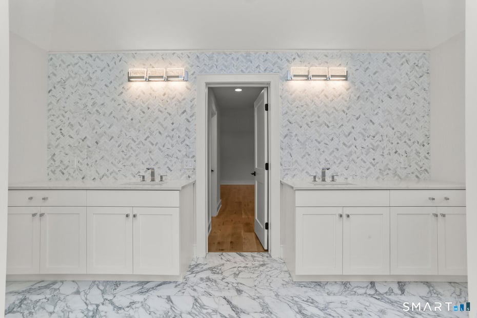 1025 Field Drive Photo 26