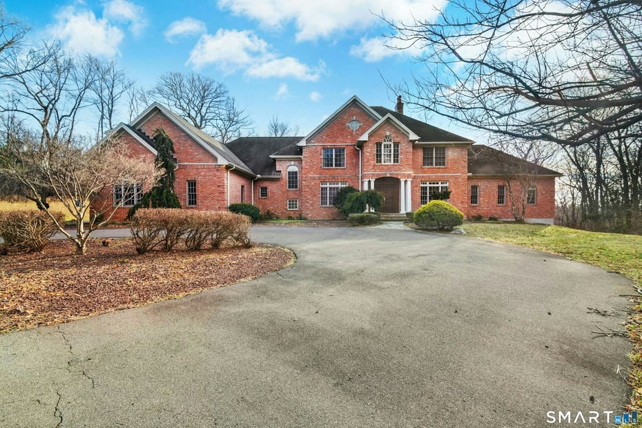 215 Old Mountain Road Photo 1