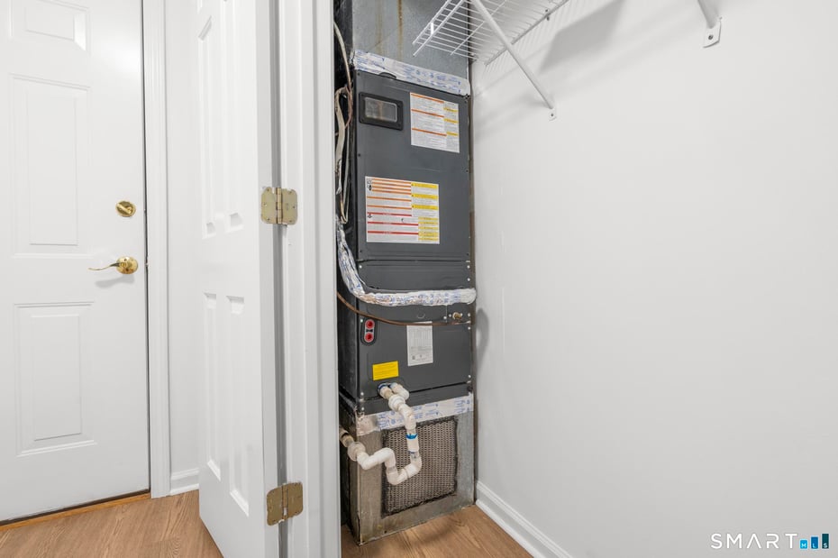 468 Main Street  #318 Photo 19