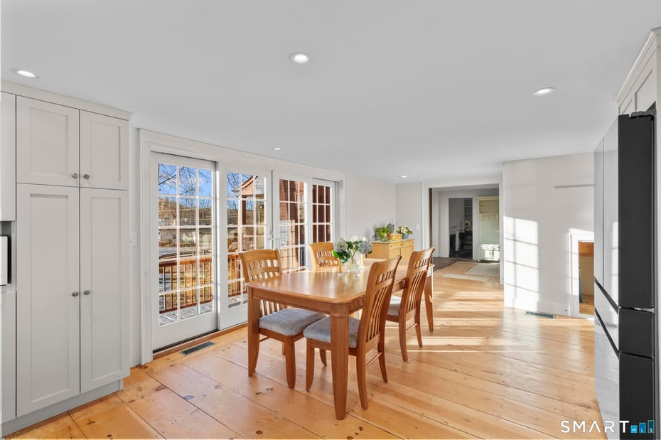 1 Ferry Road Photo 6