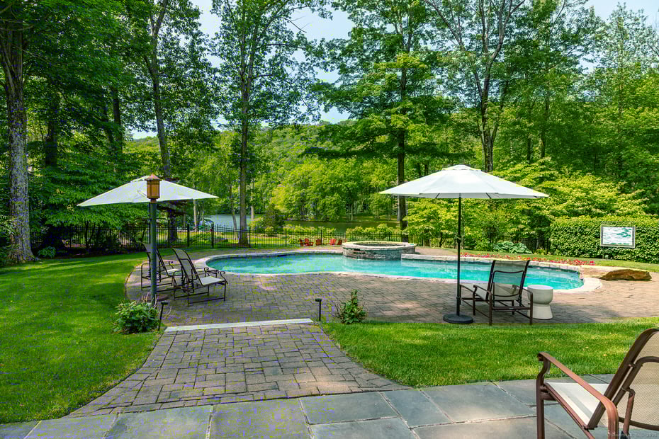 8 Heritage Island Road Photo 33