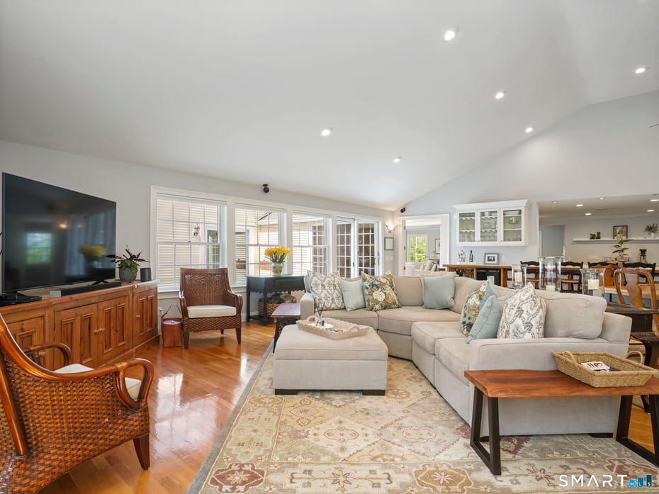 143 Old Boston Road Photo 8