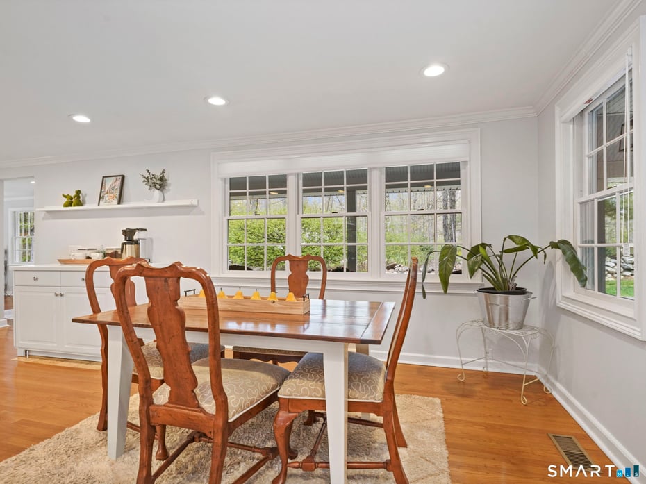143 Old Boston Road Photo 16