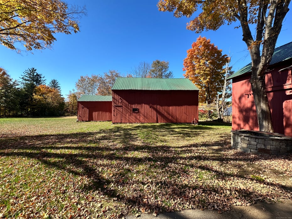 27 Middle Quarter Road Photo 16