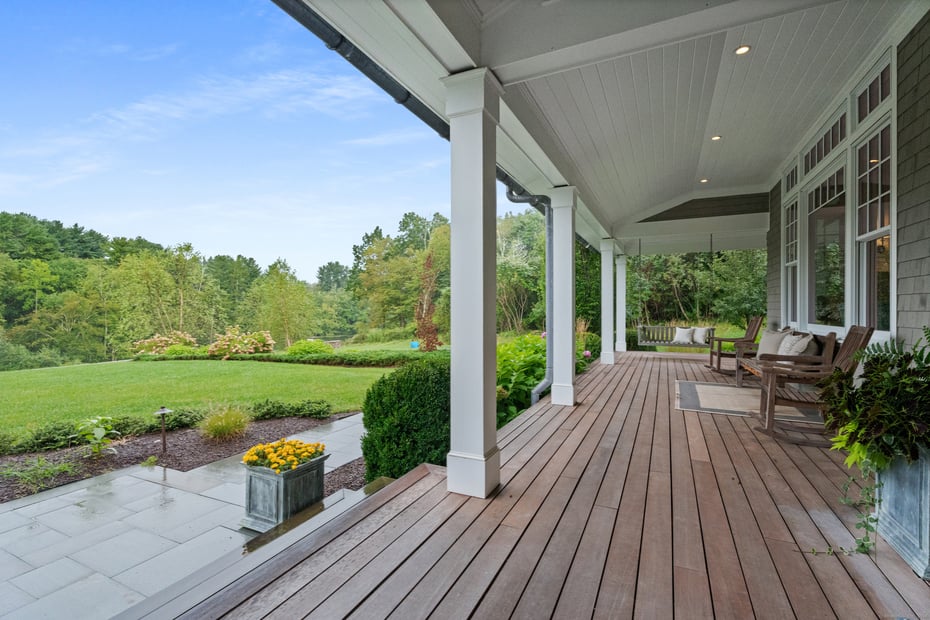 294 Maple Road Photo 3