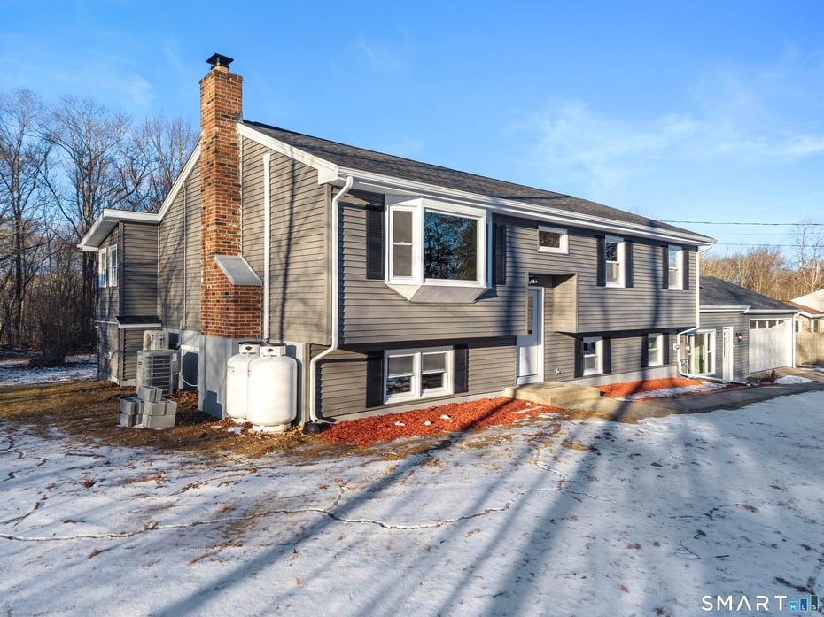 31 Branch Hill Road Photo 4