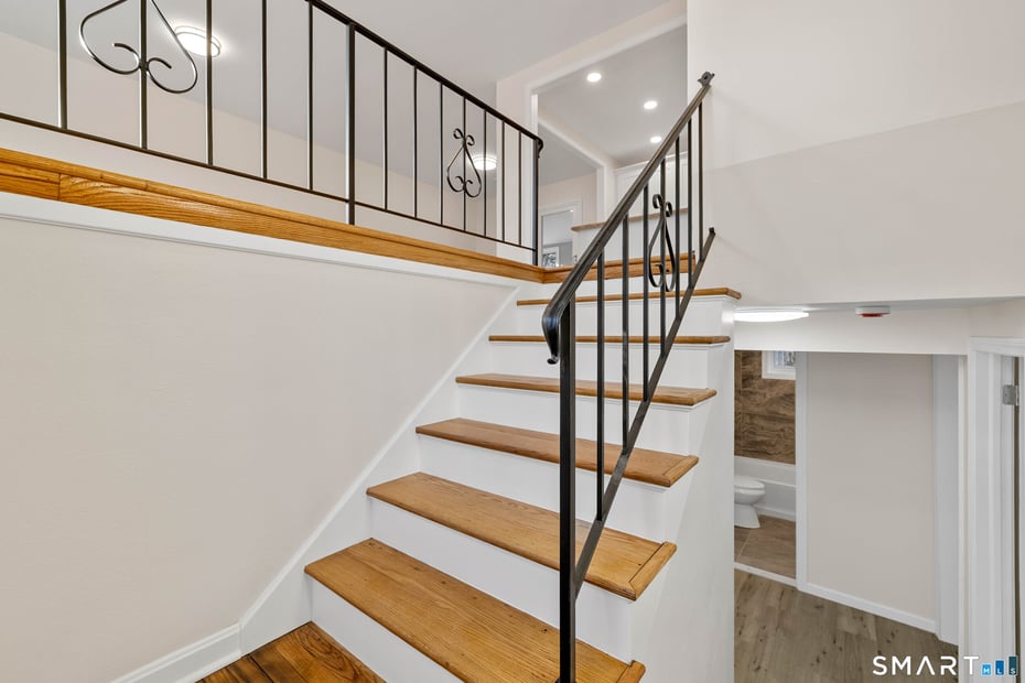 31 Branch Hill Road Photo 13