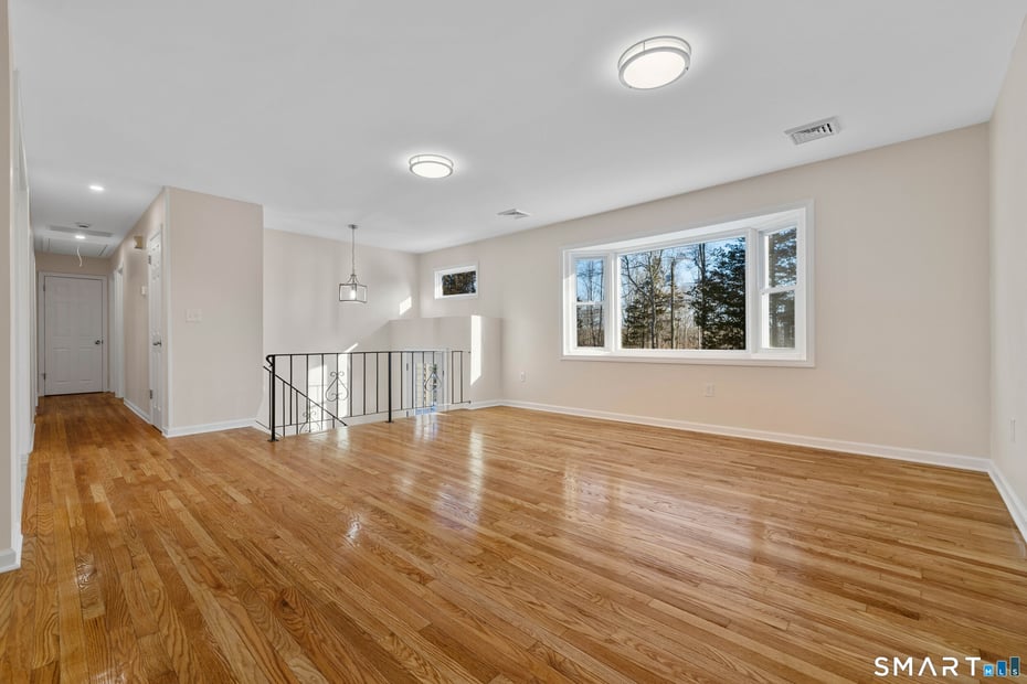 31 Branch Hill Road Photo 15