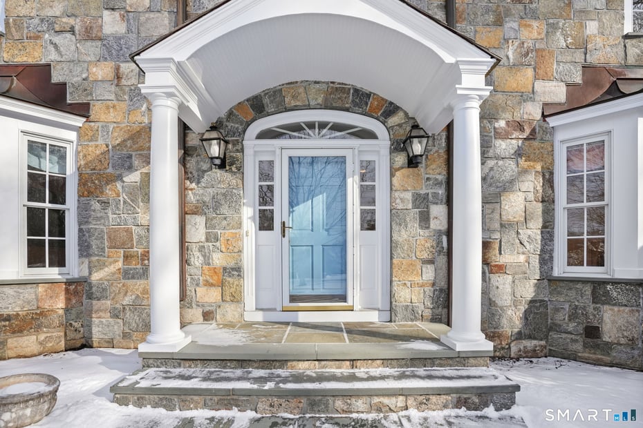 40 Puritan Road Photo 2