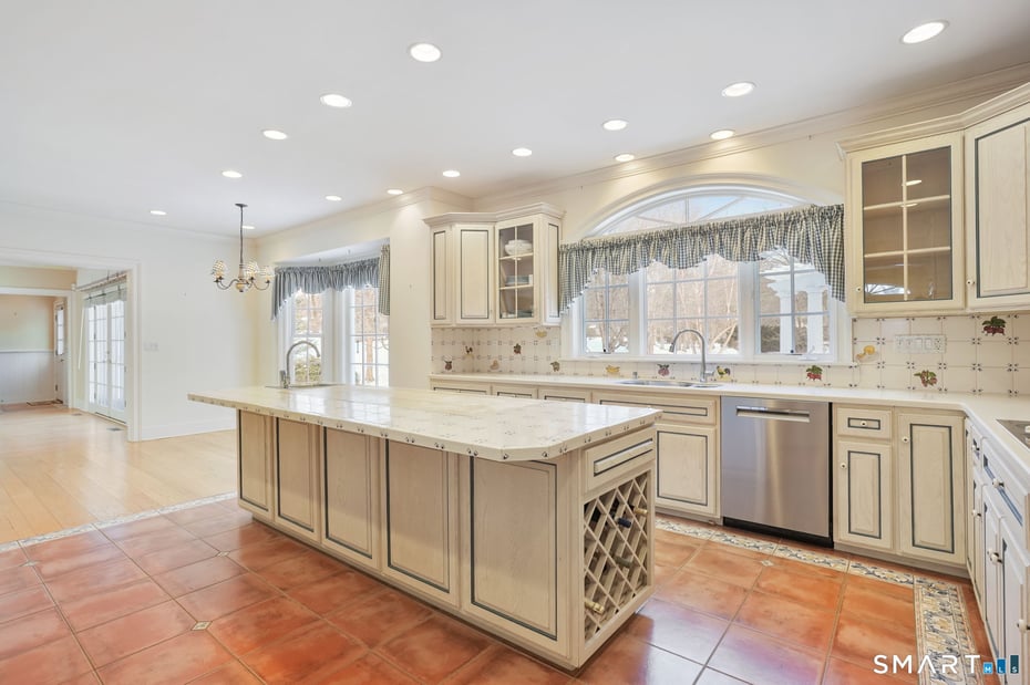 40 Puritan Road Photo 19