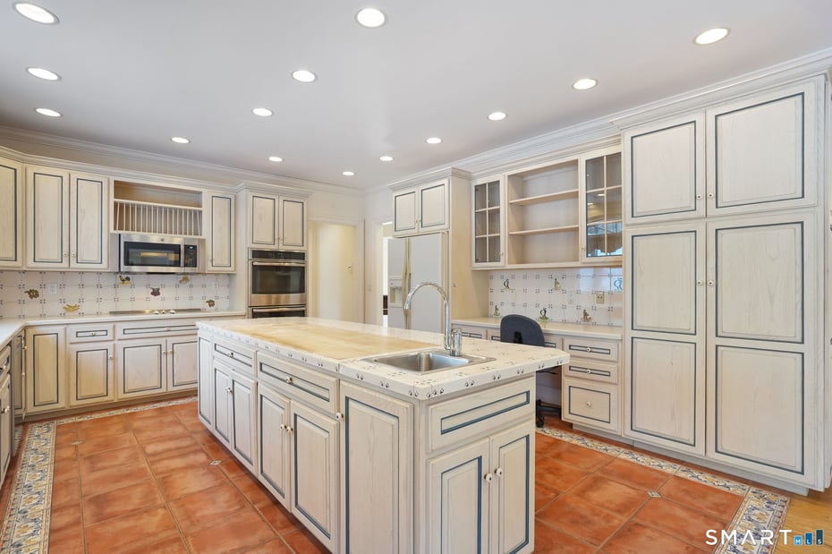 40 Puritan Road Photo 20