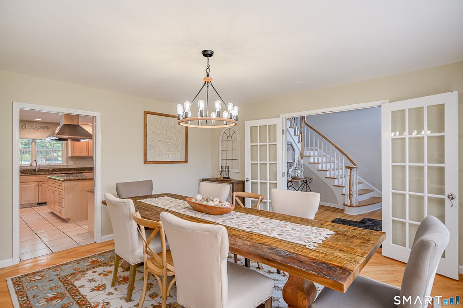 8 Woodridge Lane Photo 9