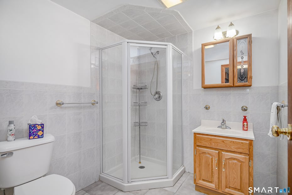 8 Woodridge Lane Photo 30